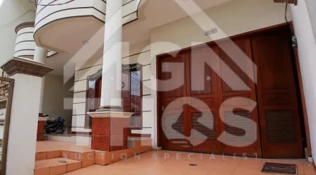 Foto Properti Dijual Rumah 2 Lantai di Perumahan Citra 5