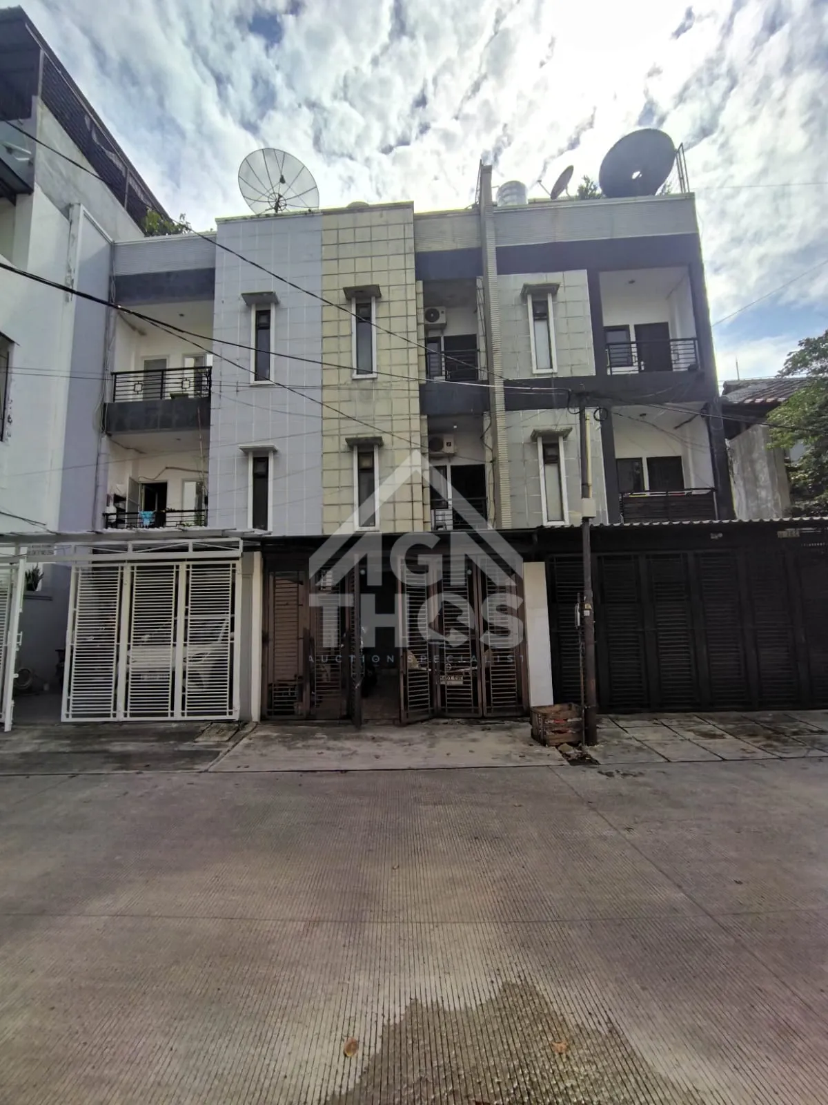 Foto Properti Di Jual Rumah 3,5 Lantai Siap Huni di Komplek Bni Wijayakusuma , Grogol Petamburan