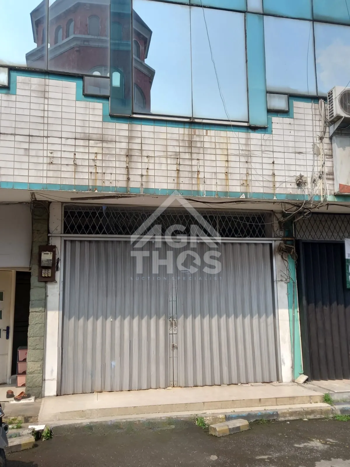 Foto Properti Dijual Ruko 3 Lantai di Komplek Ruko Golden Plaza Fatmawati