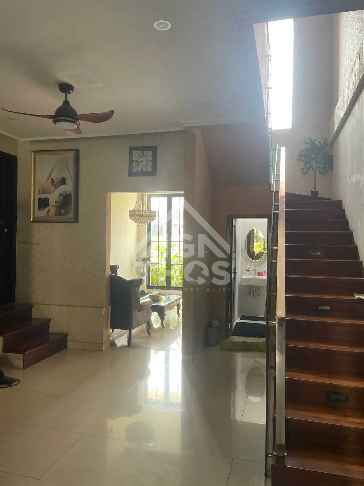 Foto Properti Rumah 2 Lantai di Meruya Utara, Kembangan Jakarta Barat