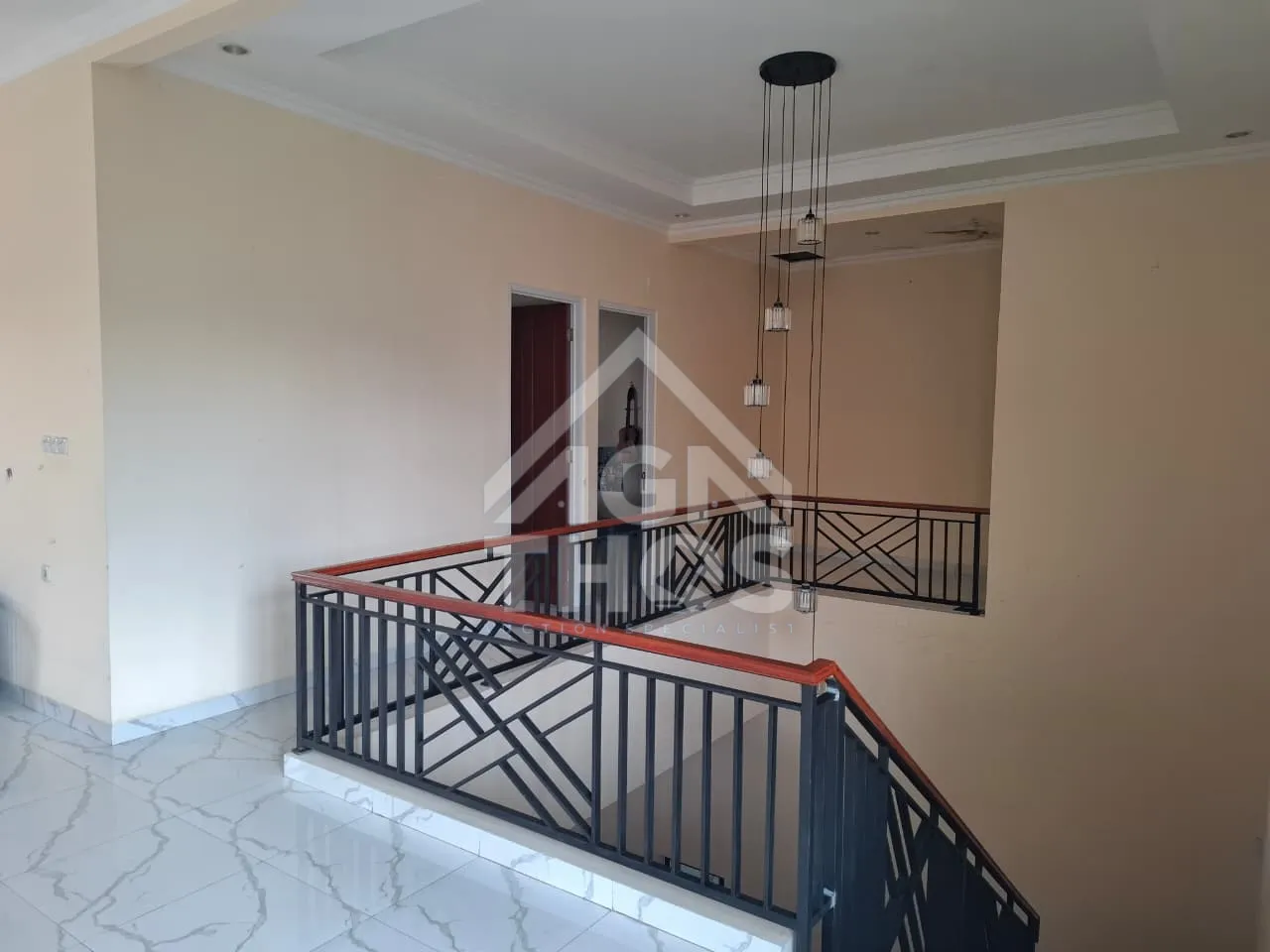 Rumah 2 Lantai di Sukabumi Utara Kebon Jeruk