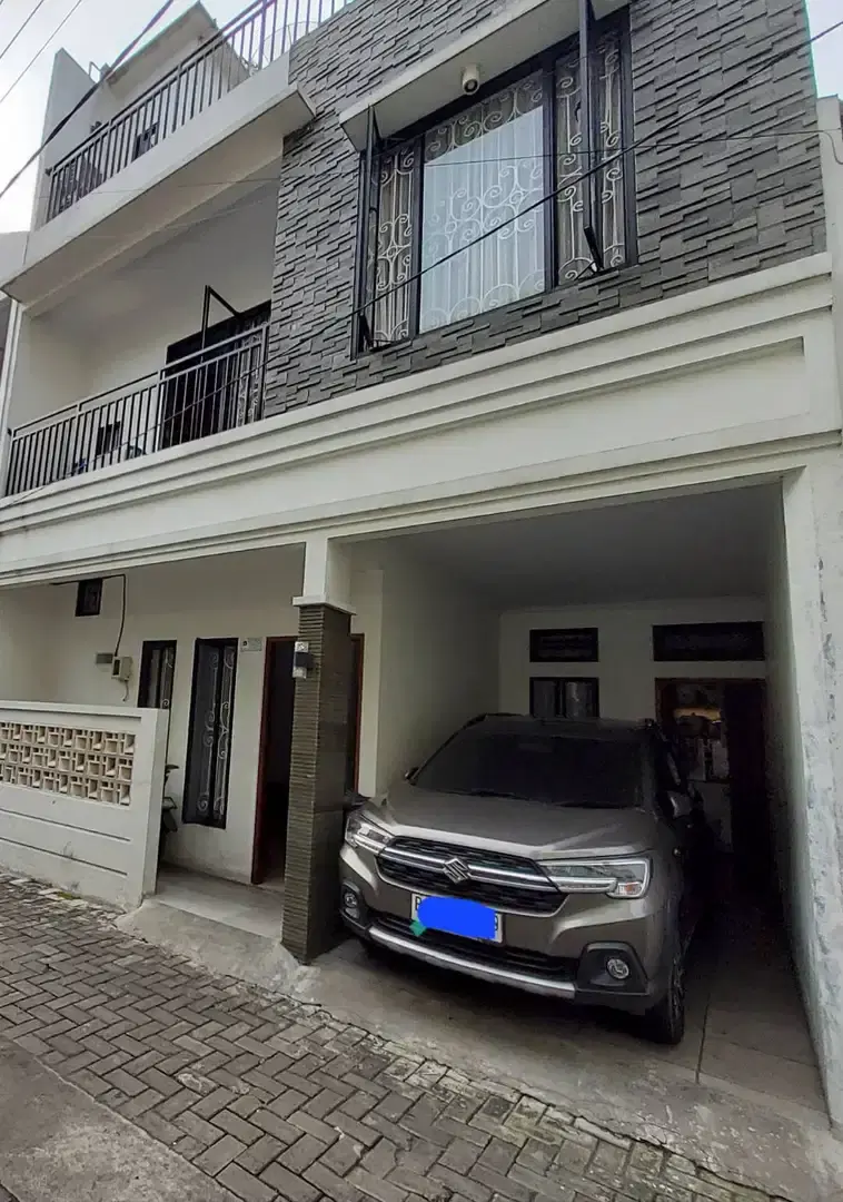 Foto Properti Dijual Rumah Minimalis 3 Lantai Siap Huni Jalan Sayur Asem Joglo, Jakarta Barat