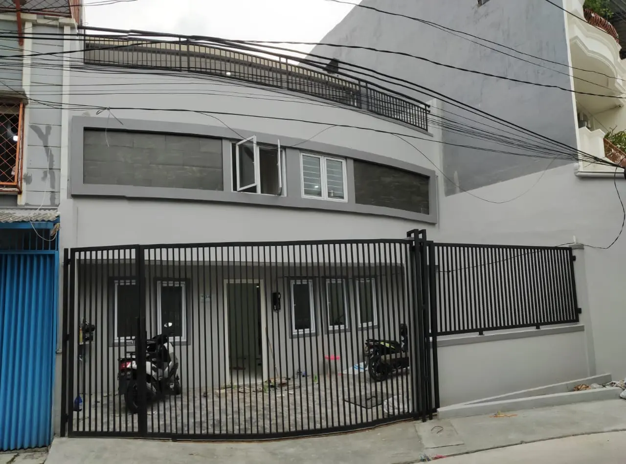 Dijual Rumah Cantik Minimalis Siap Huni Di Jelambar Barat, Jakarta Barat