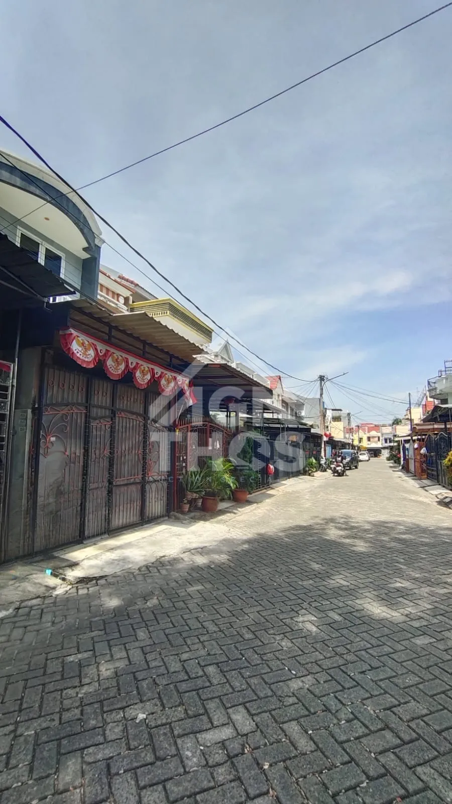 Foto Properti Dijual Rumah 2 Lantai di Komplek Perumahan Permata Taman Palem