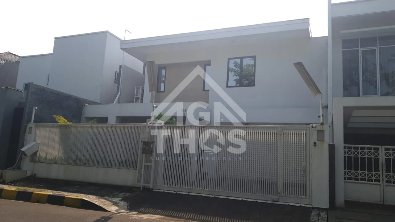 Foto Properti Rumah 2 Lantai di Komplek Taman Kebon Jeruk, Kembangan Jakarta Barat