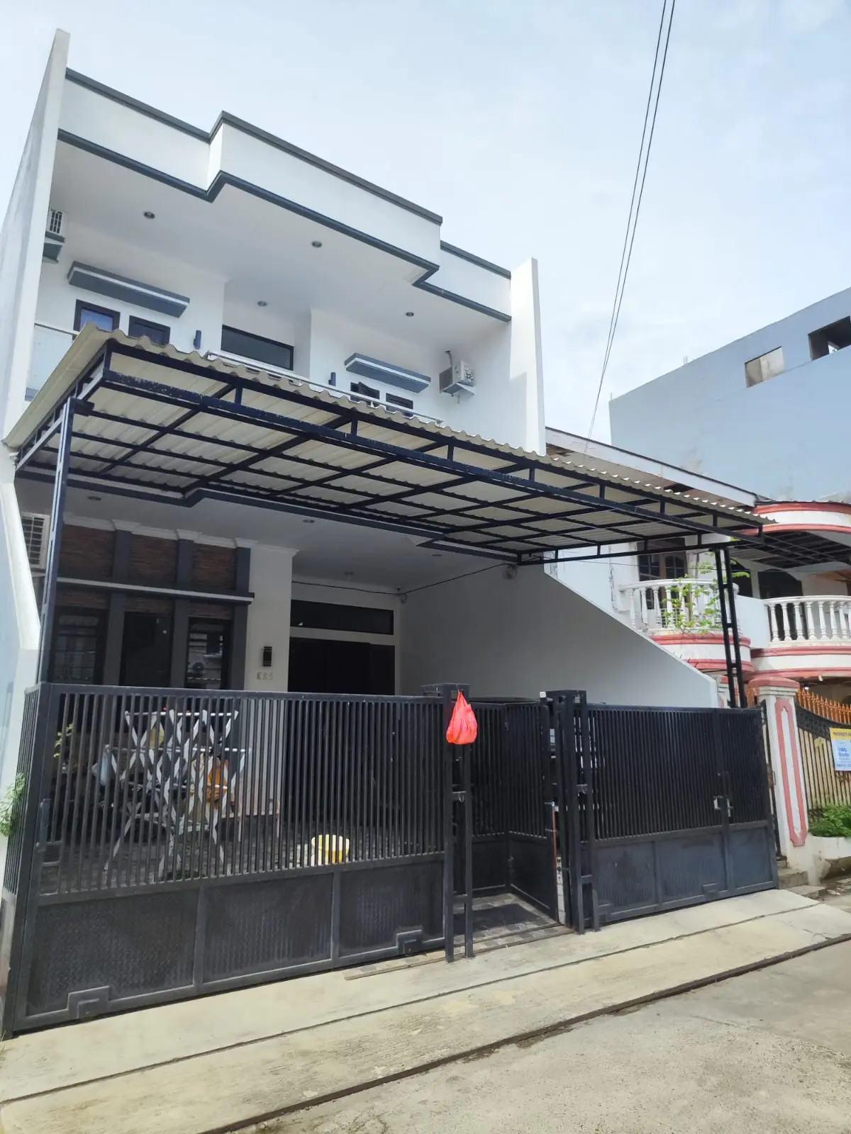 Dijual Rumah Bangunan Baru Siap Huni Bebas Banjir Daerah Kelapa Puyuh II , Kelapa Gading - Jakarta Utara