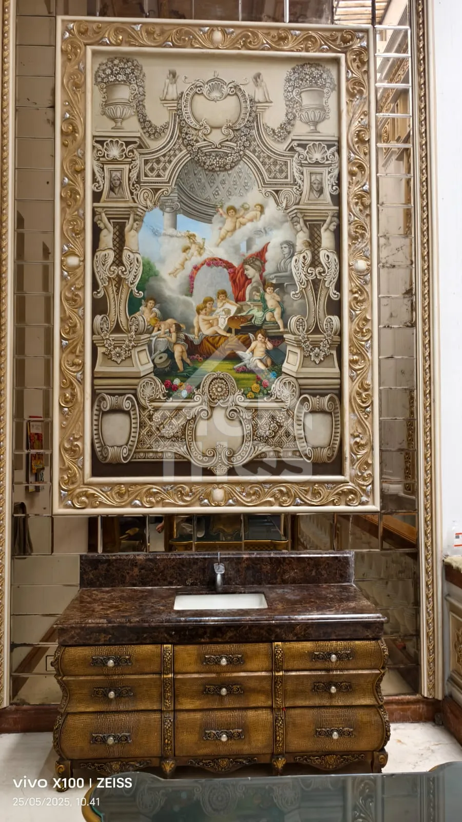 Foto Properti Dijual Rumah Mewah Di Taman Palem Lestari Cengkareng, Jakarta Barat