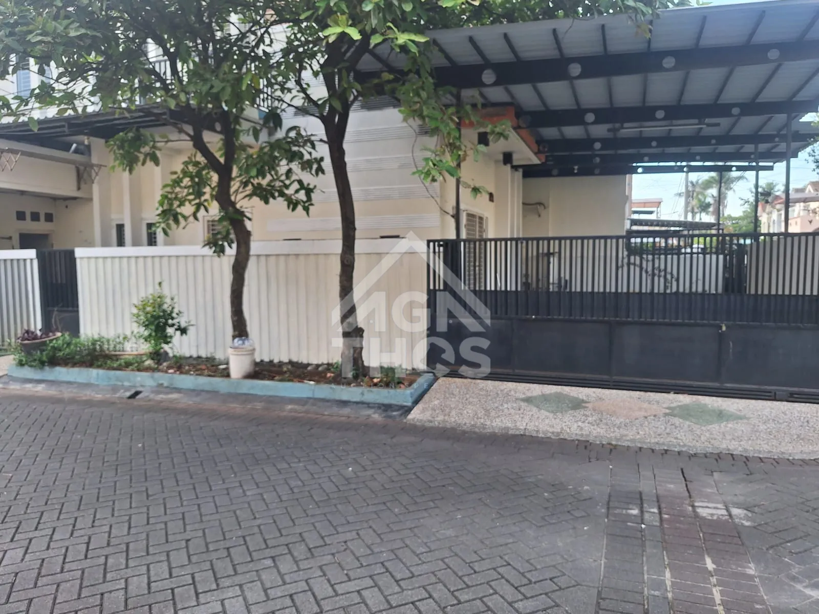 Foto Properti Di Jual Rumah Hook 2 Lantai Sudah Renovasi di Citra2ext Kalideres Jakarta Barat