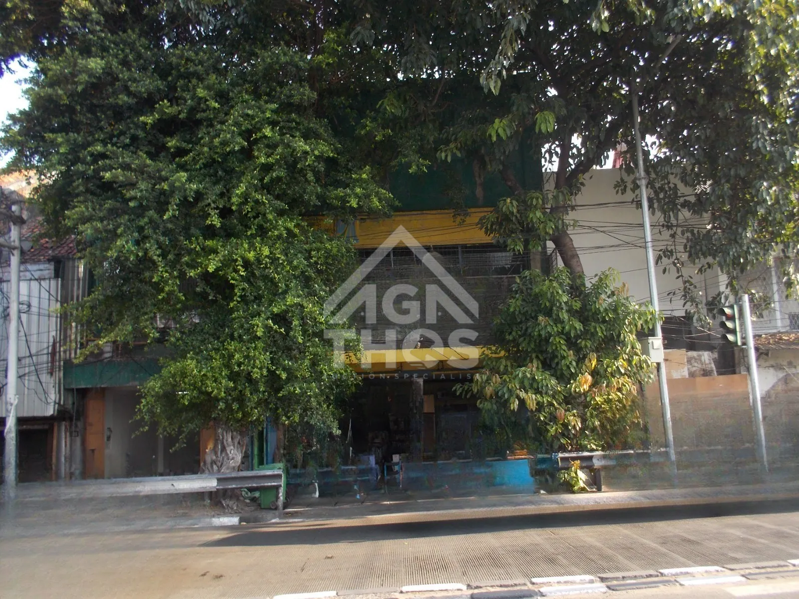 Ruko di Jl. Perniagaan Raya, Tambora Kota Jakarta Barat