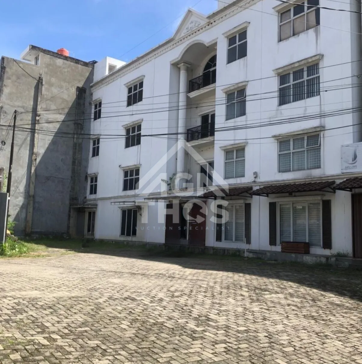 Ruko 4 Lantai di Komplek Ruko Rich Palace, Kembangan Kota Jakarta Barat