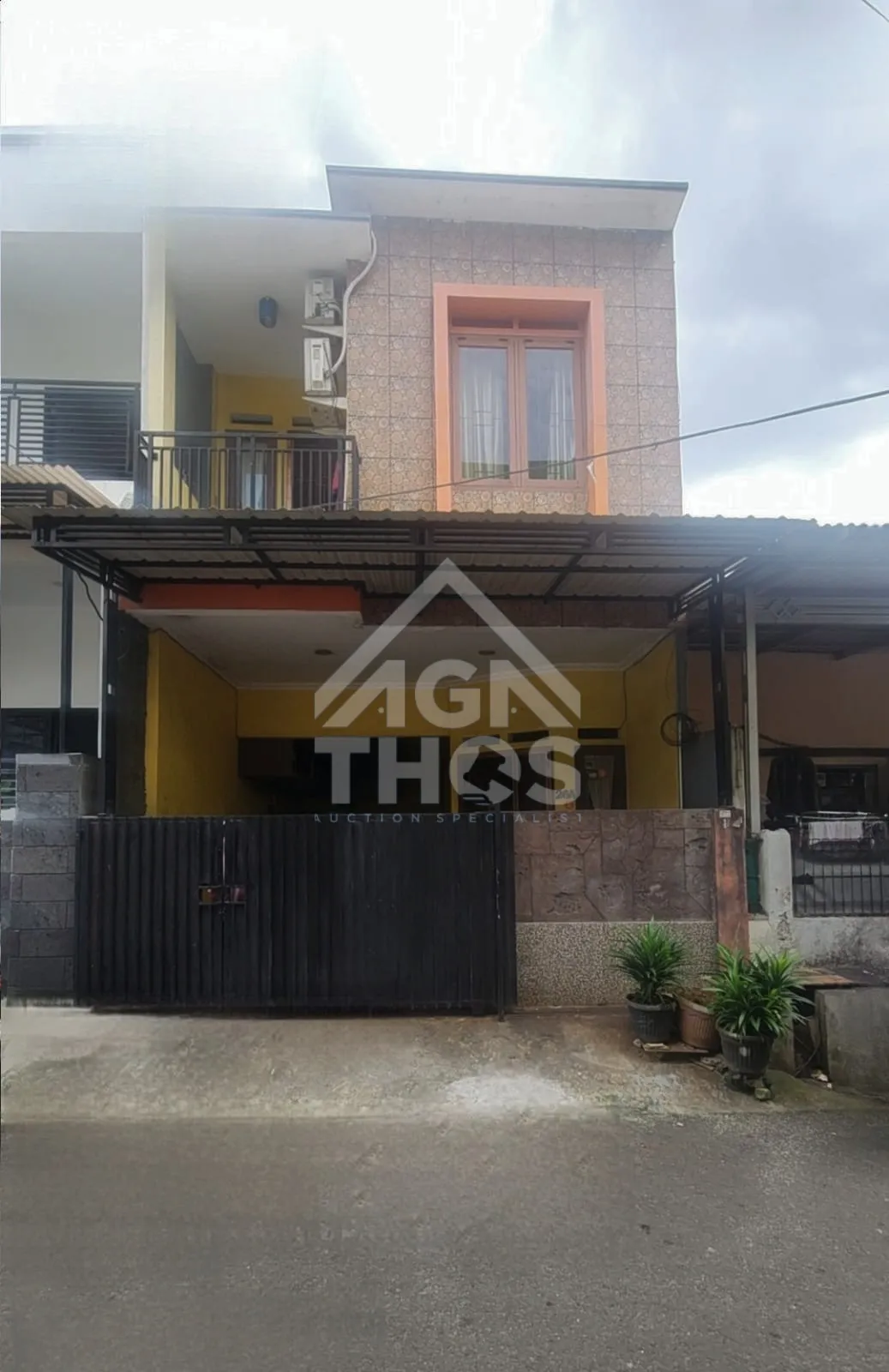 Foto Properti Rumah 2 Lantai di Jl. Bambu Kuning Raya, Cengkareng Jakarta Barat