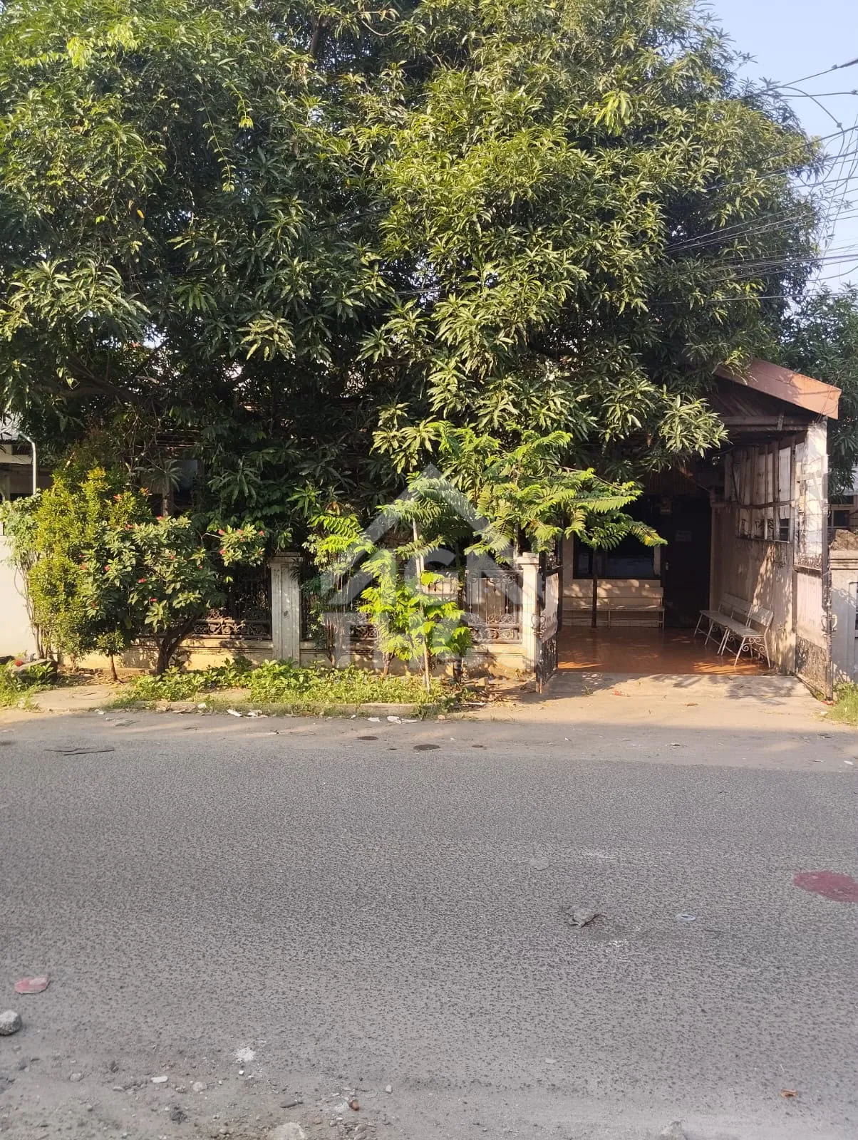 Foto Properti Di Jual Rumah Hitung Tanah di Jalan Bambu Aur Bojong Indah Rawa Buaya Jakarta Barat