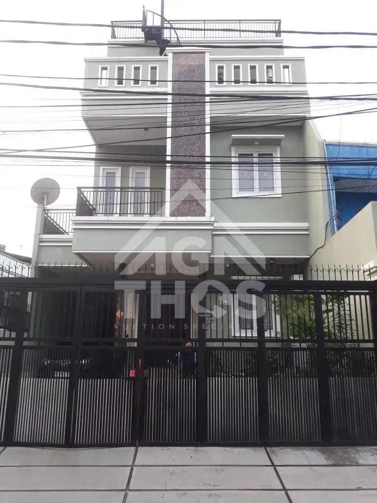 Foto Properti Di Jual Rumah 3,5 Lantai Full Furniash Rapi di Jalan Tomang Utara Jakarta Barat