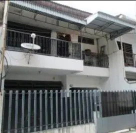 Foto Properti Dijual Rumah 2 Lantai Jl. Jembatan II, Pejagalan
