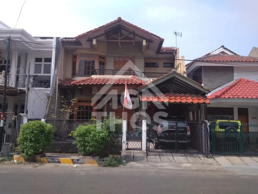 Foto Properti Dijual Rumah 2 Lantai di Jl. Kelapa Sawit Raya, Kelapa Gading Timur