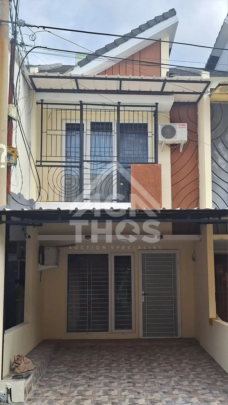 Foto Properti Di Jual Rumah 2 Lantai Siap Huni di Perumahan Golden Palm Residences Cluster Montgomery Kalideres Jakarta Barat