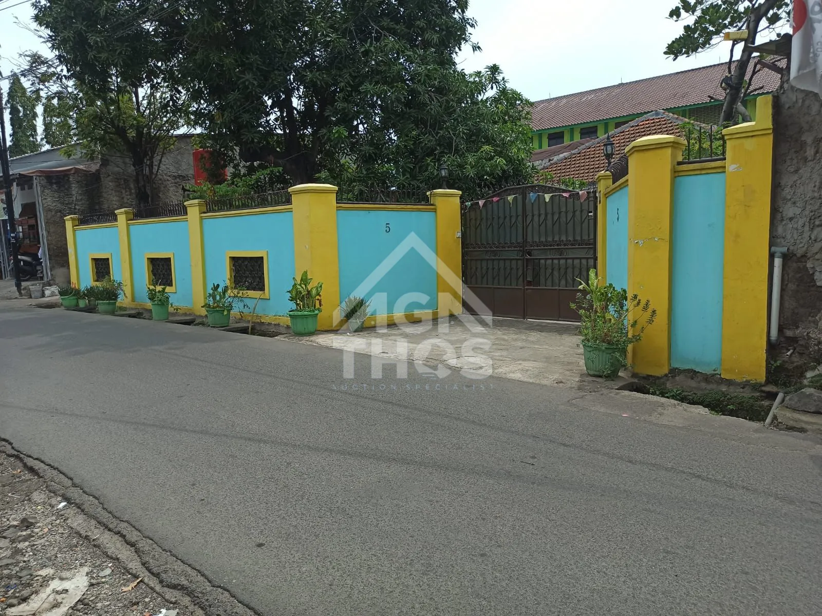 Foto Properti Di Jual Rumah 1 Lantai Tanah Luas 568 M2 di Jalan Kebun Dua Ratus Kamal Kalideres Jakarta Barat