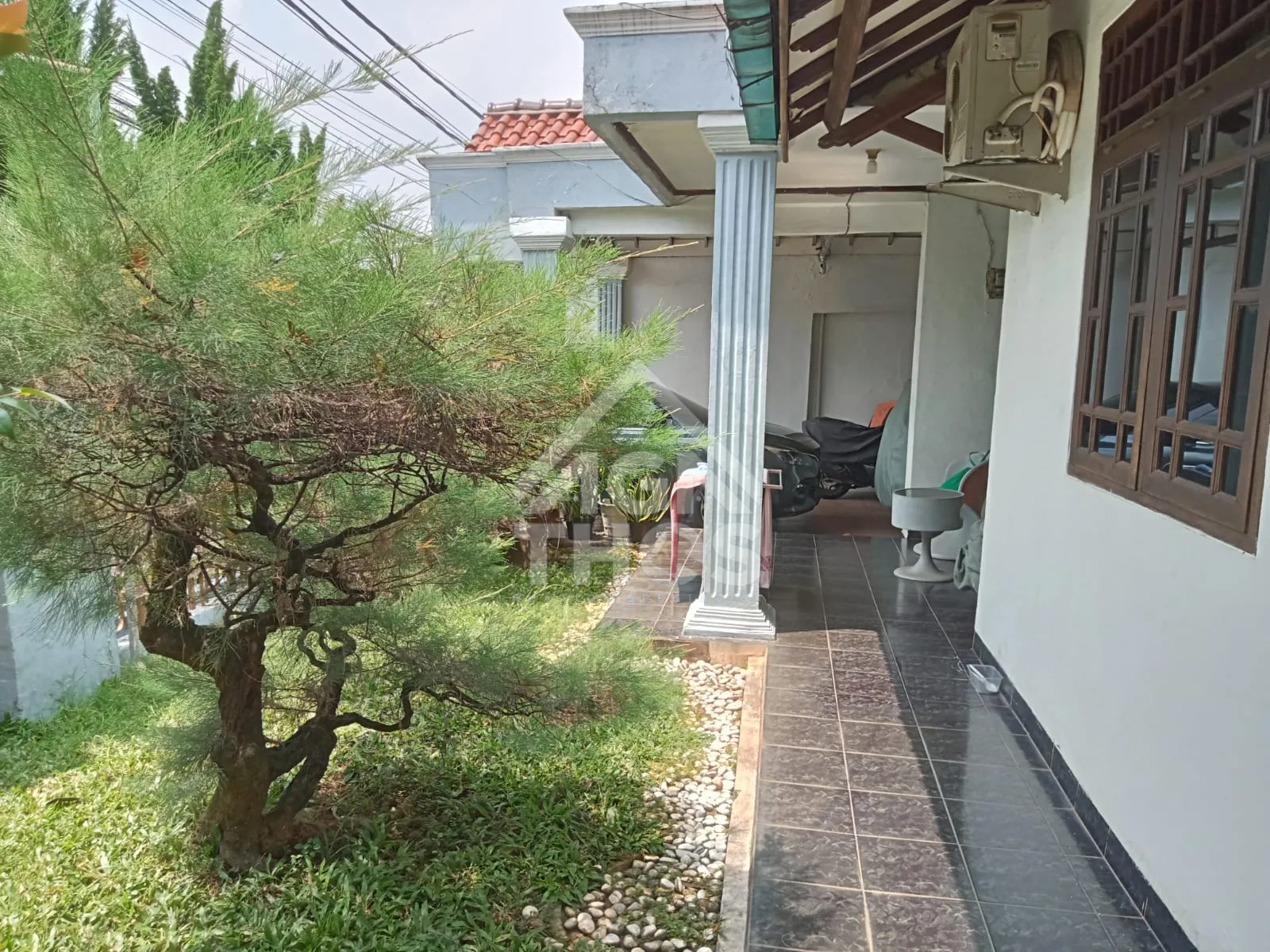 Foto Properti Di Jual Rumah Siap Huni di Komplek Unilever, Jl. H. Sa'aba. Kel. Meruya Selatan Kec. Kembangan Jakarta Barat