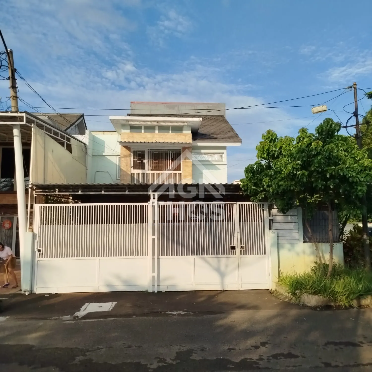 Foto Properti Rumah 2 Lantai di Perumahan Golden Palm Residence, Kalideres Kota Jakarta Barat
